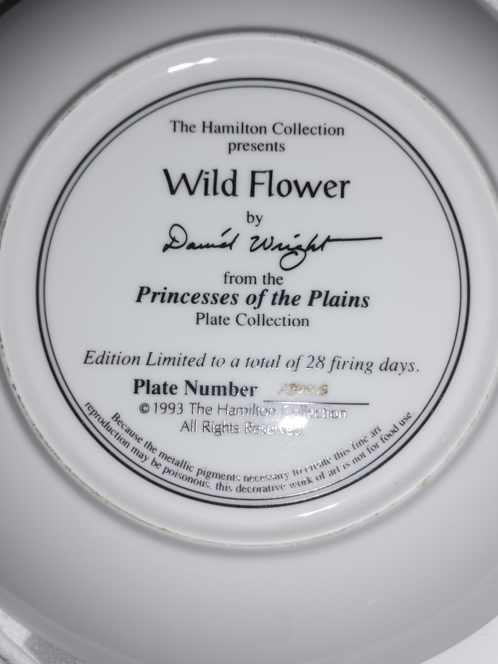 Hamilton White and Black Wild Flower Collectible Plate